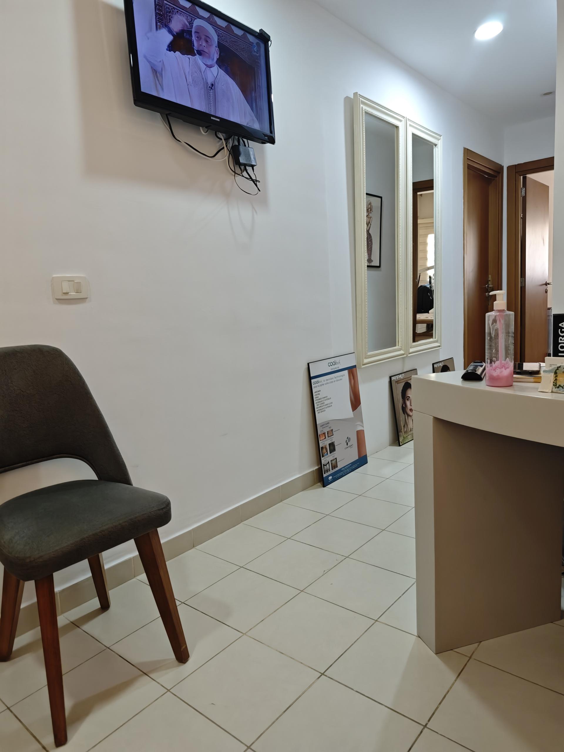 Vue d'ensemble de l'espace de coworking The Bridge